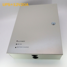 UPS不斷電源+變壓器中央集中供電 CCTV閉路電視監控系統 DC12V20A備用電源 自動調節升壓、降壓，穩定電壓輸出