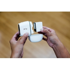 Netgear 2鏡頭 全無線充電式/電池 WiFi 720P Arlo 2 Cameras 智能網絡攝錄機 防水 靈活移動SET使用