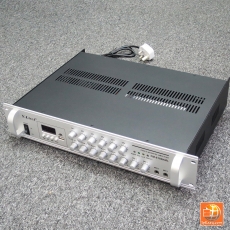 650Wx2 純後級功放機 PA音樂/公共廣播/背景音樂/定壓擴音器/ 高音清晰,低音低沉有彈性力度好.低噪音三級變速風扇,特有的內部溫度補償電路